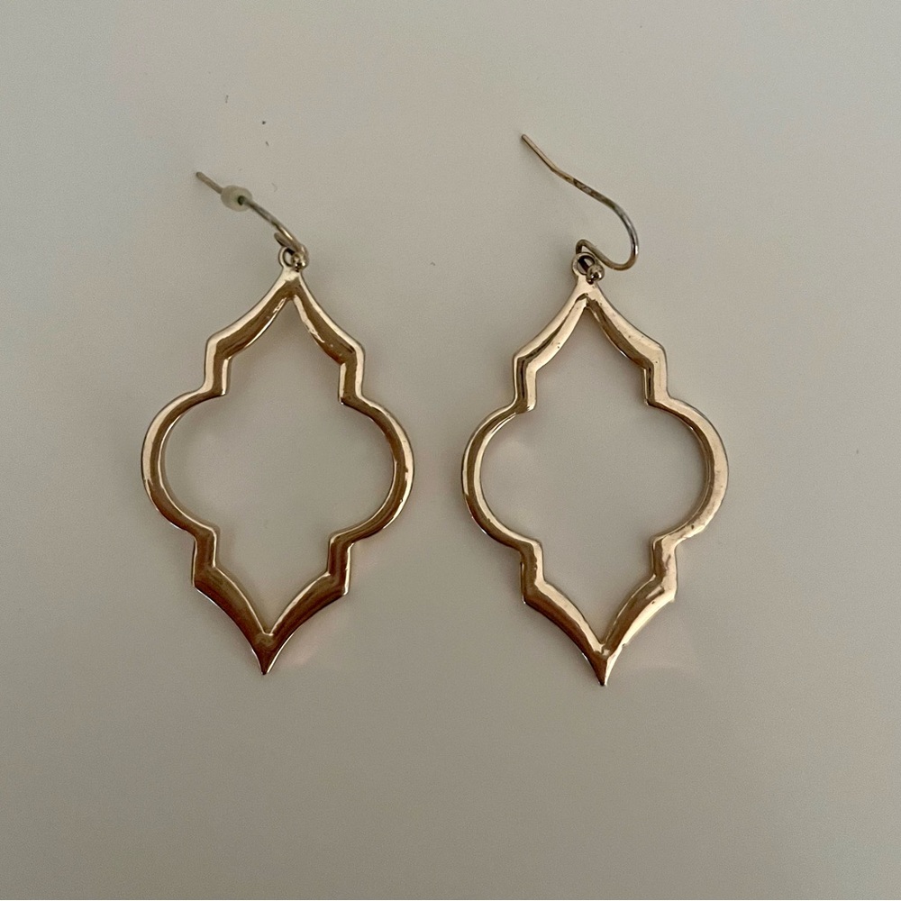 Gold earrings